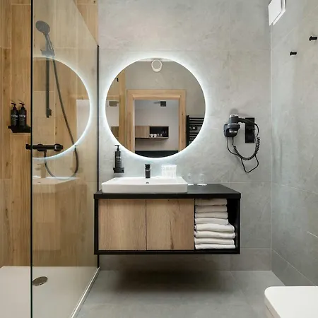 Stylowe Z Parkingiem Oraz Basenem I Silownia By Renters Apartment